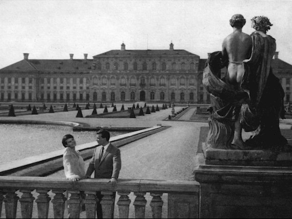 Zaman ve Mekânın&nbsp;Yıkımı